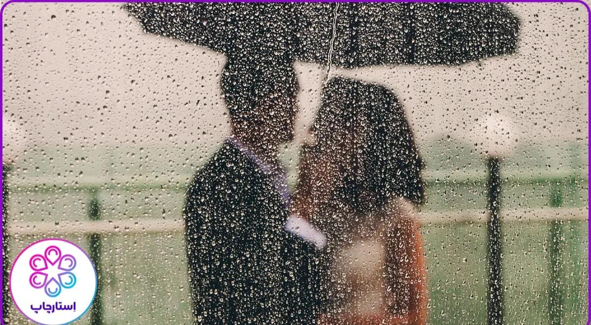 ژست عکس عروس و داماد از پشت سر