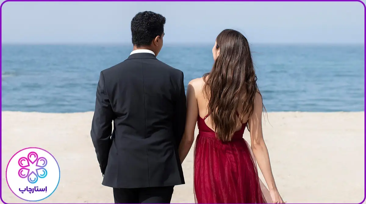 عکس عروس داماد کنار دریا از پشت