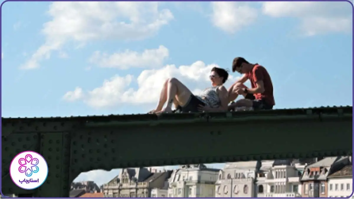 ژست عکاسی خیابانی