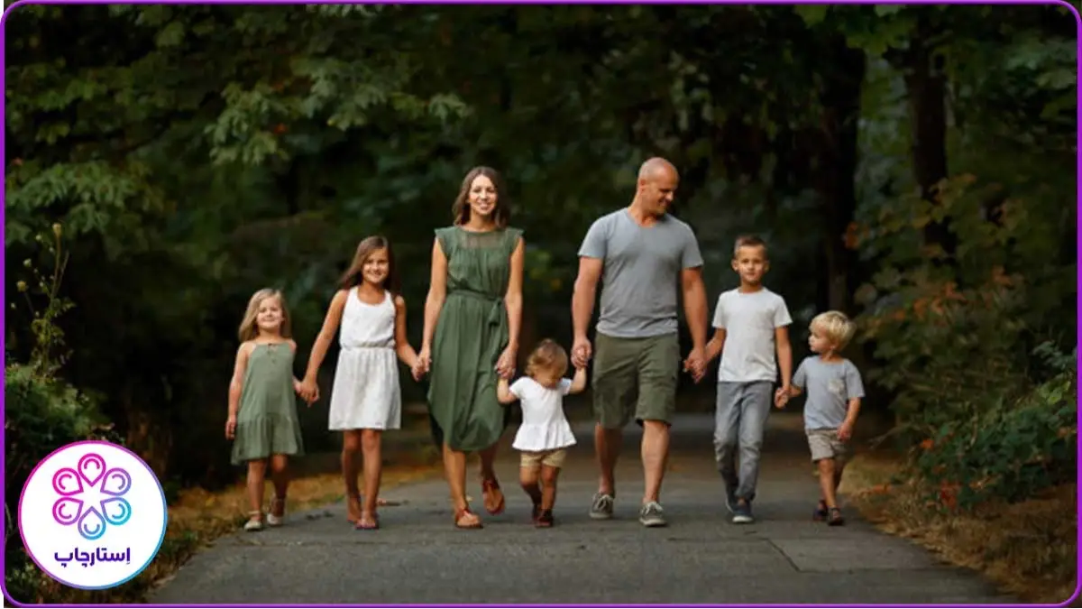 ژست عکس خانوادگی گروهی 