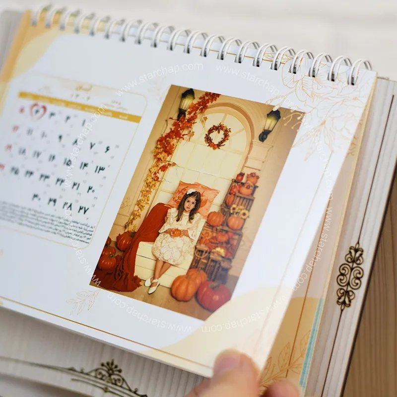 تقویم رومیزی فنری